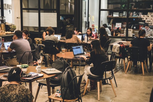 Accelerate coworking space in Makati