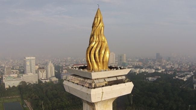 tugu monumen nasional jakarta