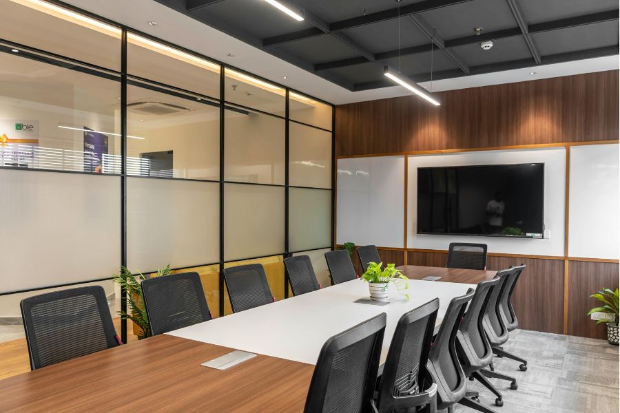 Why Set Up a Back-Office or BPO in the Philippines? | FlySpaces